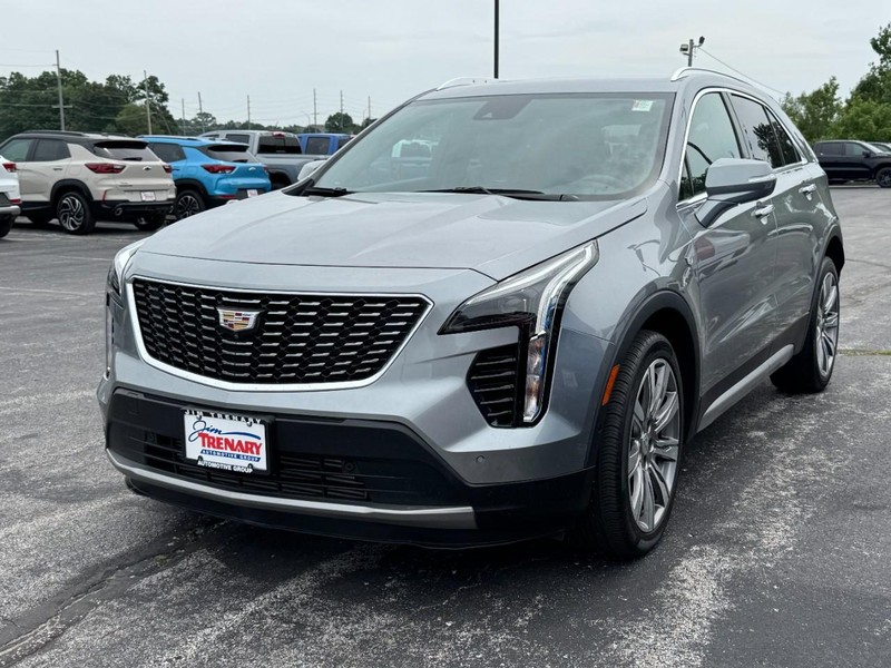 Cadillac XT4 Vehicle Full-screen Gallery Image 08