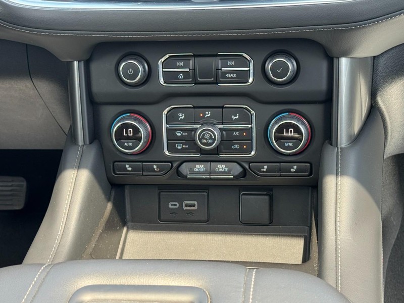 Chevrolet Tahoe Vehicle Image 15
