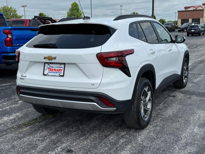 Chevrolet Trax Vehicle Image 03