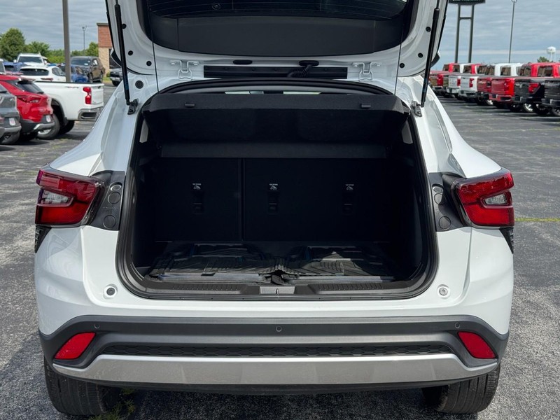 Chevrolet Trax Vehicle Image 05