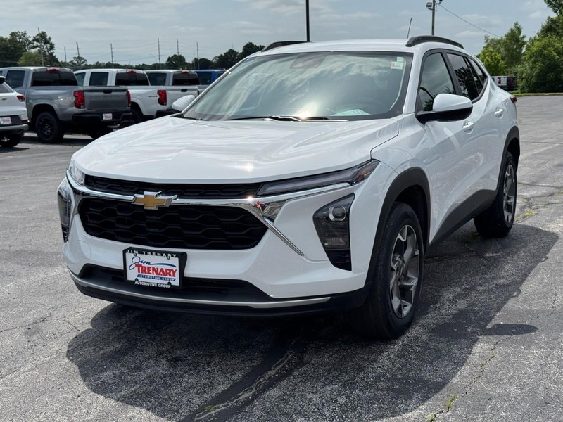 Chevrolet Trax Vehicle Image 08