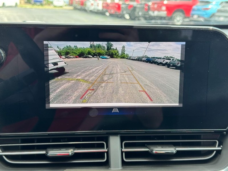 Chevrolet Trax Vehicle Image 21