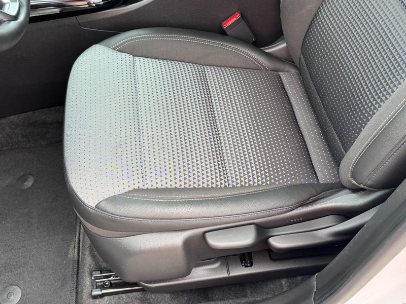 Chevrolet Trax Vehicle Image 23