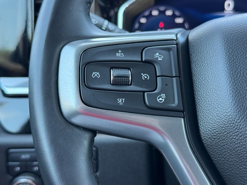 Chevrolet Silverado 1500 Vehicle Image 15