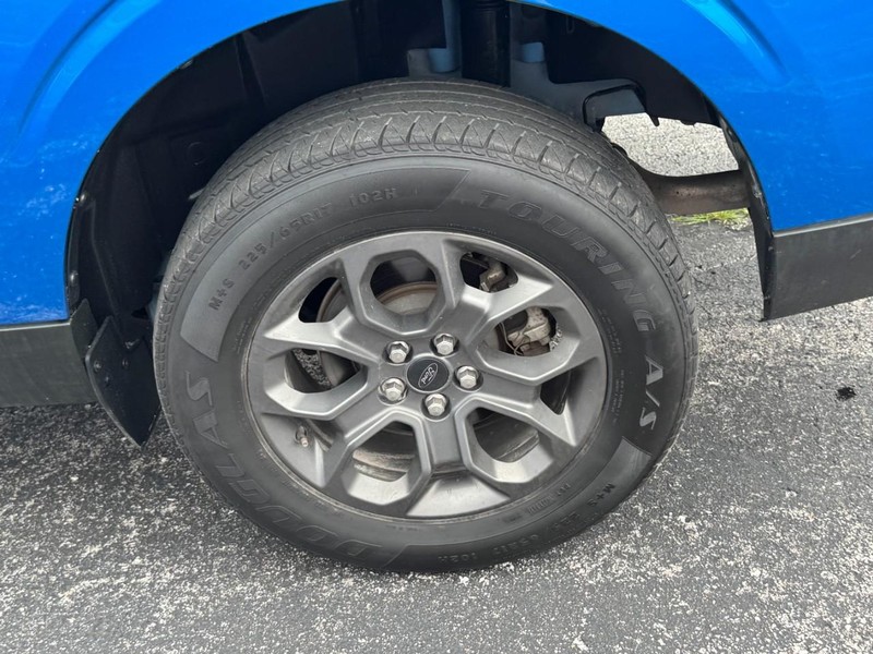 Ford Maverick Vehicle Image 07