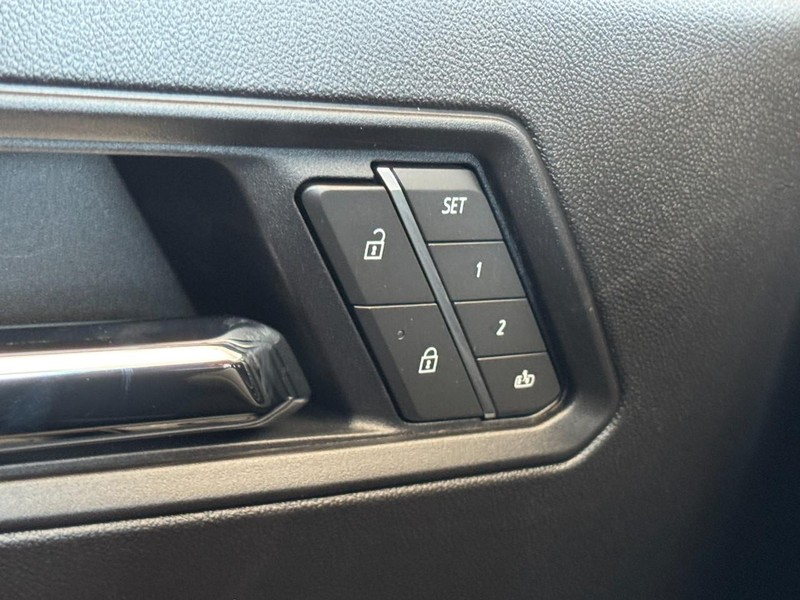 Chevrolet Colorado Vehicle Image 10
