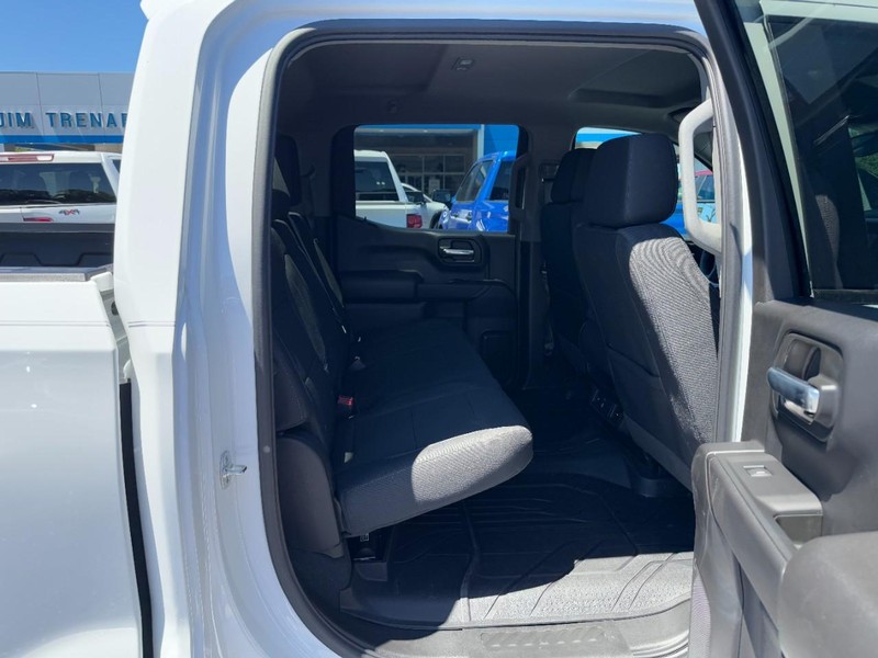 Chevrolet Silverado 1500 Vehicle Image 10