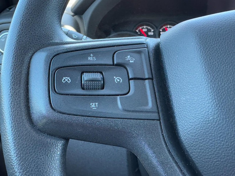 Chevrolet Silverado 1500 Vehicle Image 16