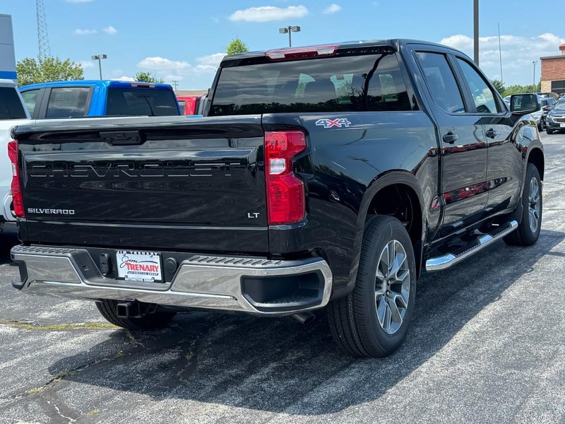 Chevrolet Silverado 1500 Vehicle Image 03