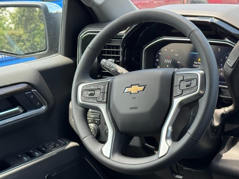 Chevrolet Silverado 1500 Vehicle Image 07