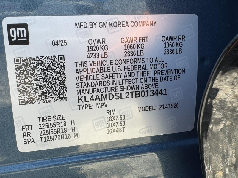 Buick Encore GX Vehicle Full-screen Gallery Image 24