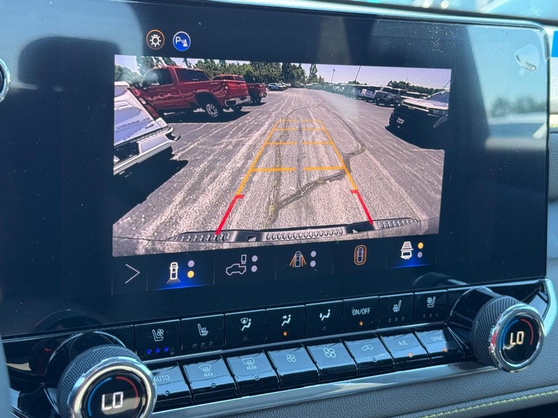 Chevrolet Colorado Vehicle Image 14