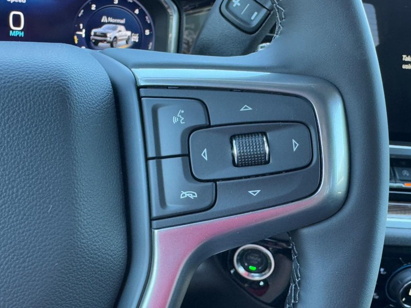 Chevrolet Silverado 1500 Vehicle Image 11