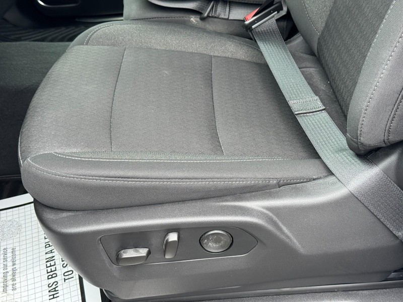 Chevrolet Silverado 1500 Vehicle Image 14