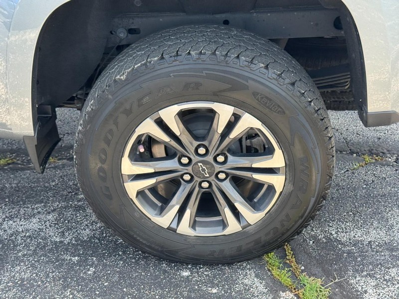 Chevrolet Colorado Vehicle Image 07