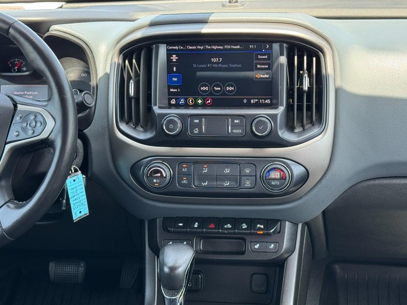 Chevrolet Colorado Vehicle Image 13