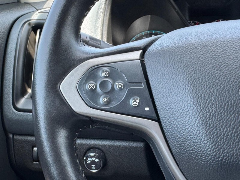 Chevrolet Colorado Vehicle Image 16