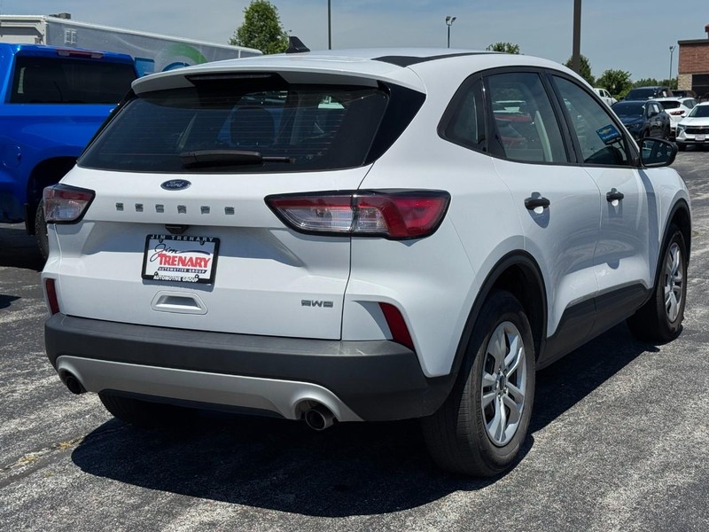 Ford Escape Vehicle Image 03