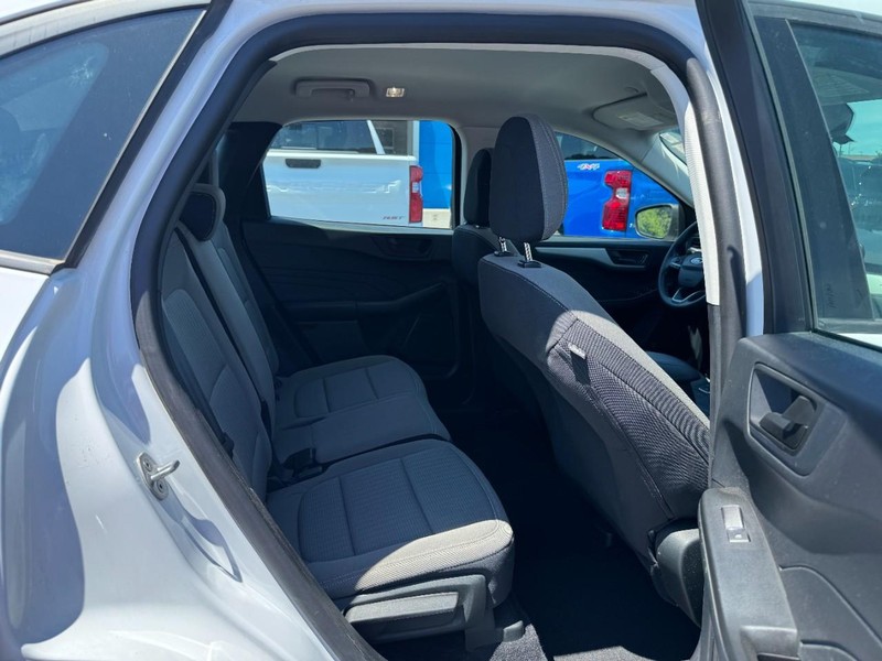 Ford Escape Vehicle Image 10