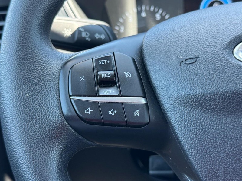 Ford Escape Vehicle Image 16