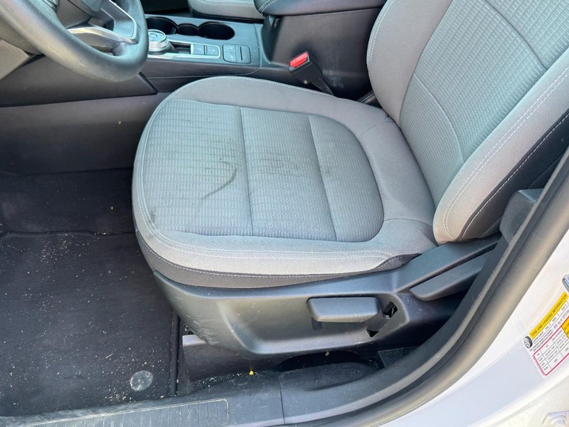Ford Escape Vehicle Image 22
