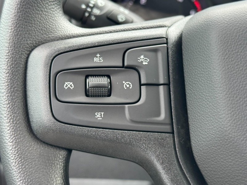 Chevrolet Silverado 2500HD Vehicle Image 10