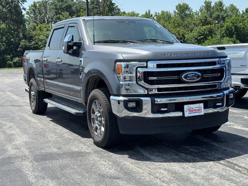 Ford Super Duty F-250 SRW Vehicle Image 02