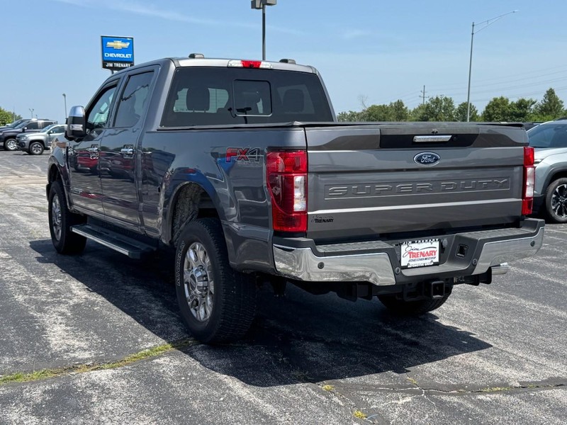 Ford Super Duty F-250 SRW Vehicle Image 06