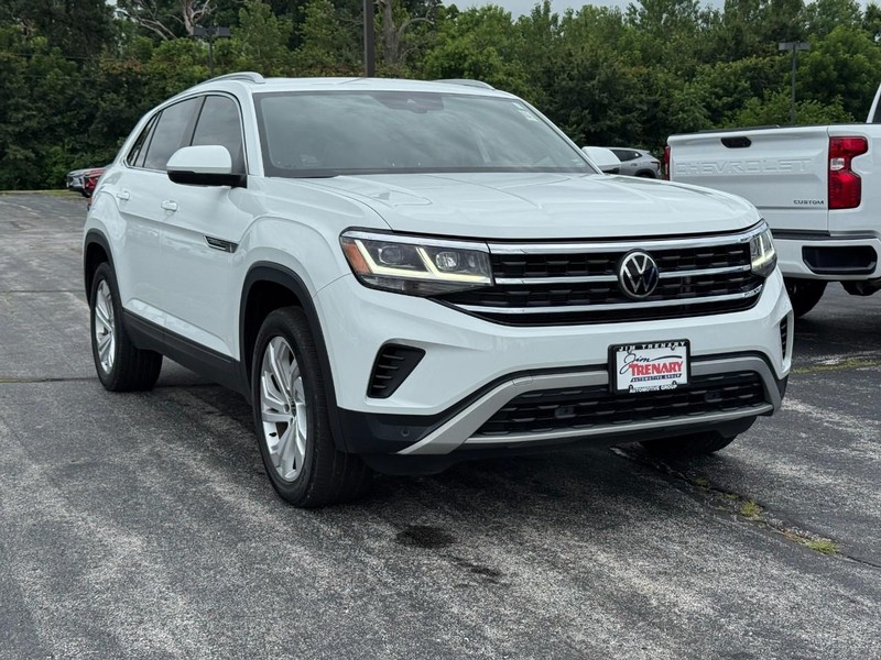 Volkswagen Atlas Cross Sport Vehicle Image 02