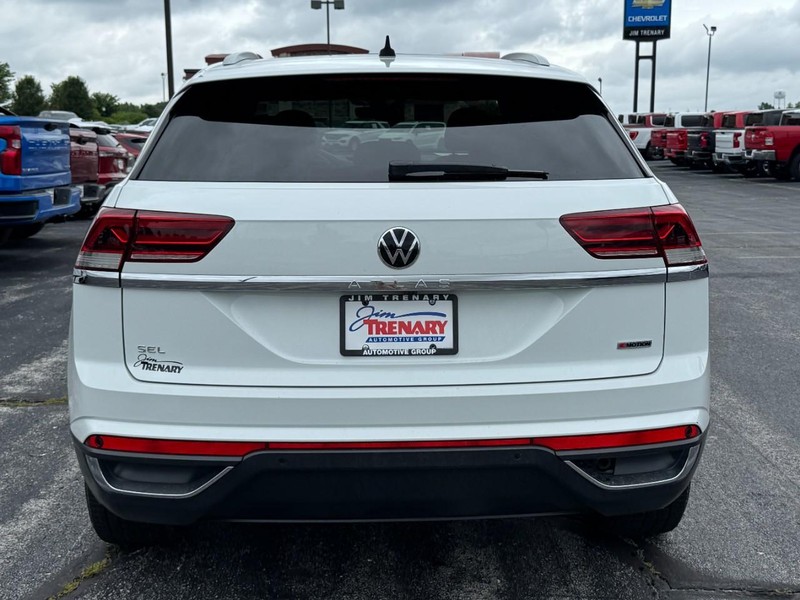 Volkswagen Atlas Cross Sport Vehicle Image 04