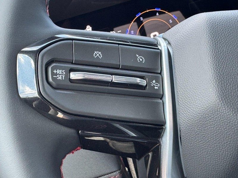 Chevrolet Colorado Vehicle Image 10