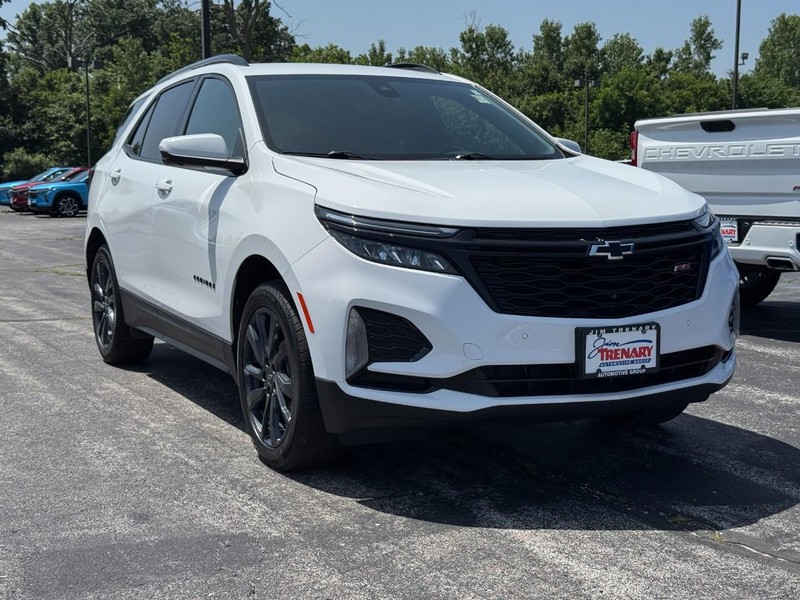 Chevrolet Equinox Vehicle Image 02