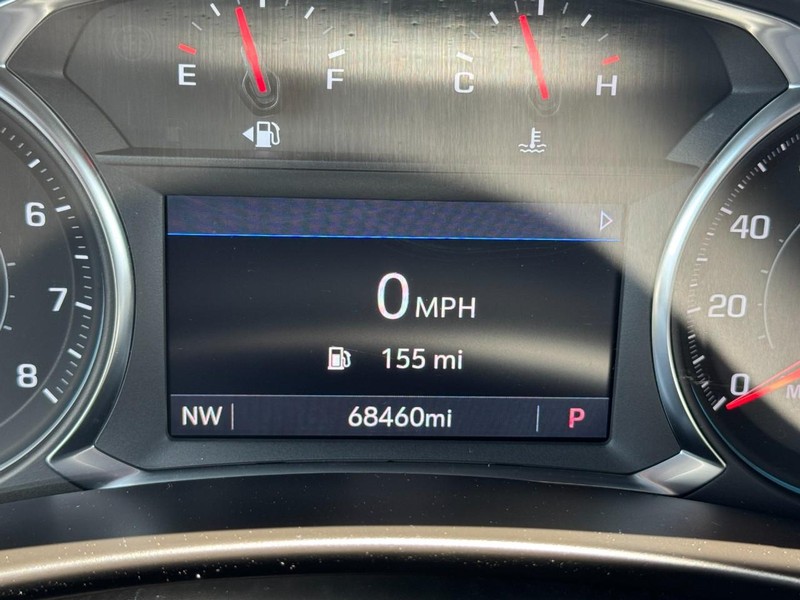Chevrolet Equinox Vehicle Image 18