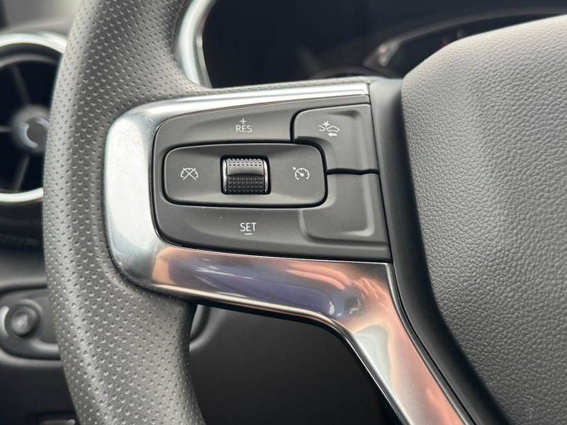 Chevrolet Blazer Vehicle Image 10