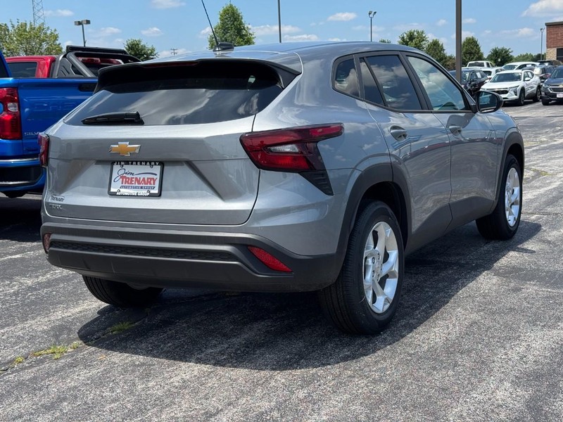 Chevrolet Trax Vehicle Image 03