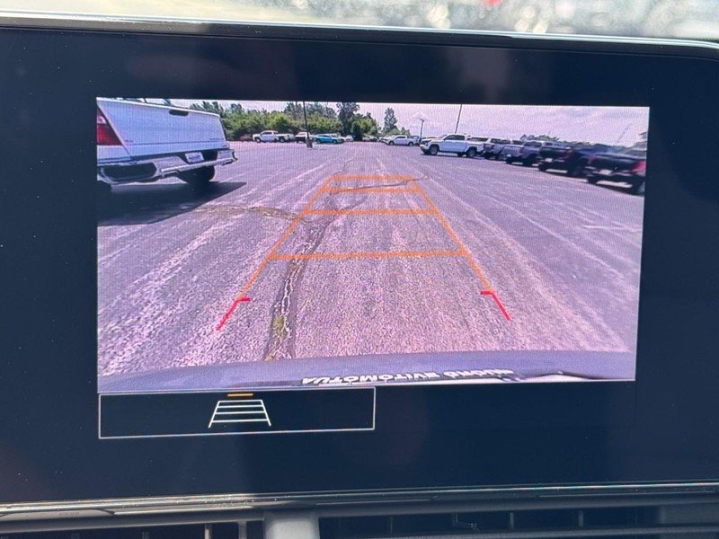 Chevrolet Trax Vehicle Image 13