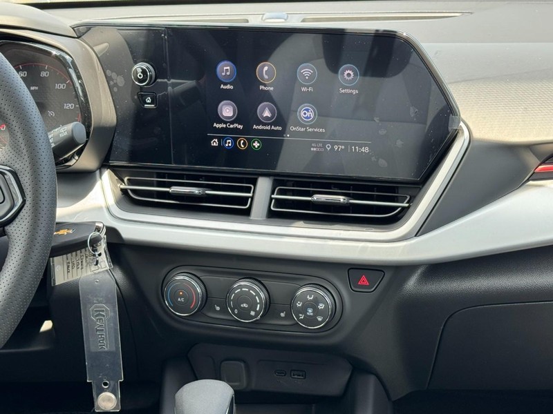 Chevrolet Trax Vehicle Image 08