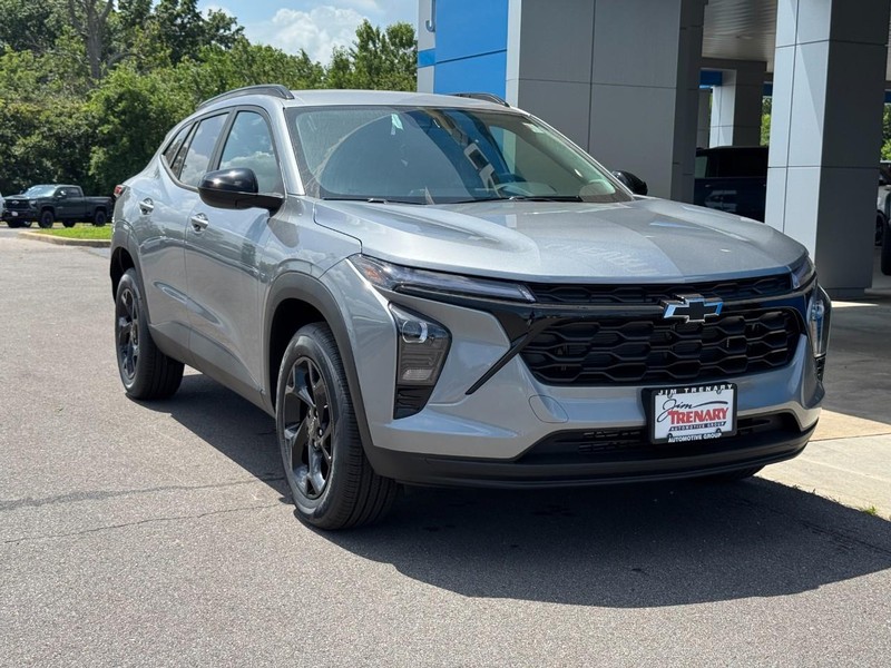 Chevrolet Trax Vehicle Image 02