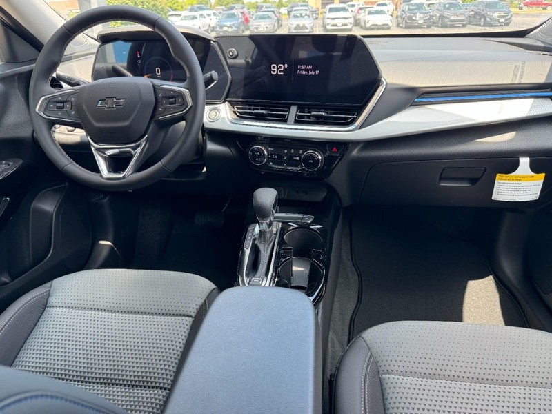 Chevrolet Trax Vehicle Image 06