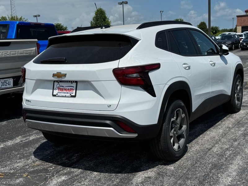 Chevrolet Trax Vehicle Image 03