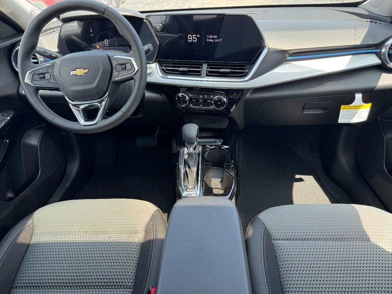 Chevrolet Trax Vehicle Image 06