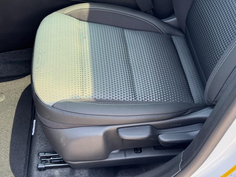 Chevrolet Trax Vehicle Image 15