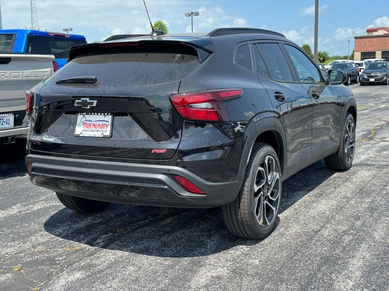 Chevrolet Trax Vehicle Image 03