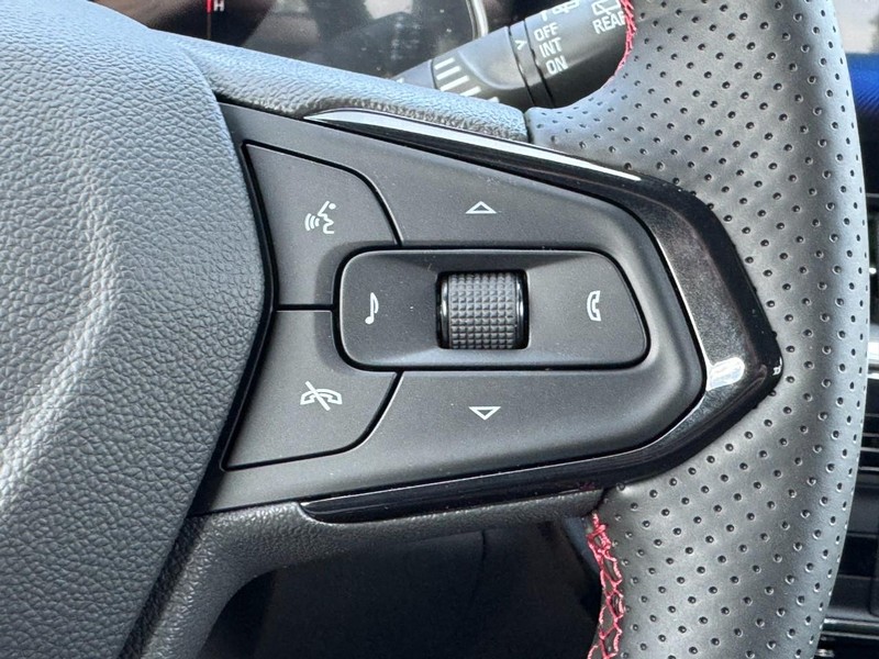 Chevrolet Trax Vehicle Image 12