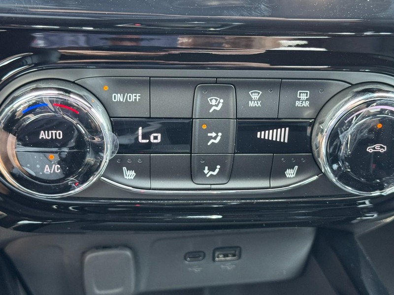 Chevrolet Trax Vehicle Image 12