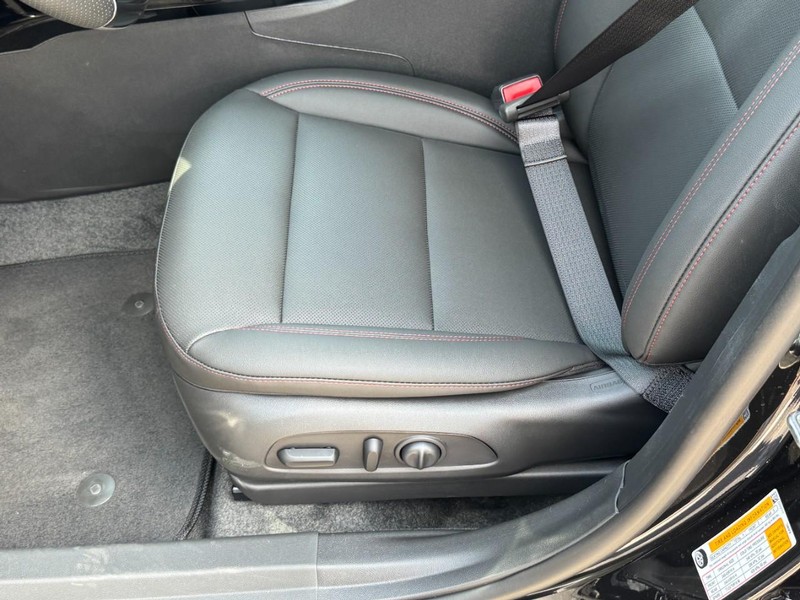 Chevrolet Trax Vehicle Image 14