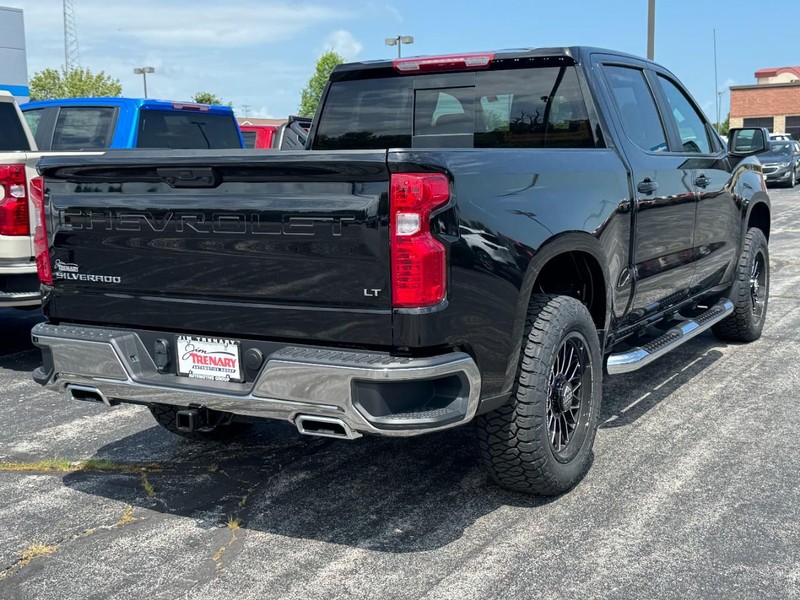Chevrolet Silverado 1500 Vehicle Image 03