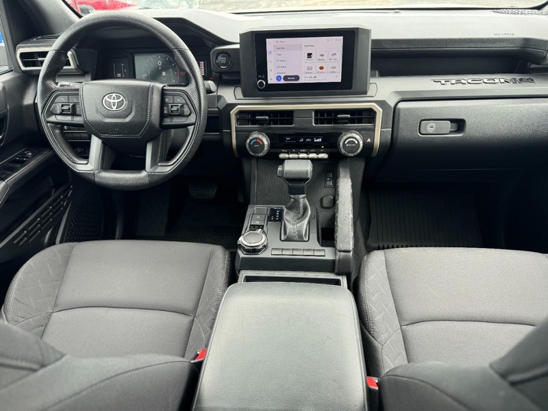 Toyota Tacoma 4WD Vehicle Image 11