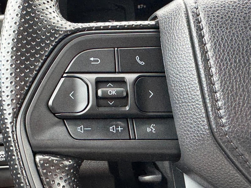 Toyota Tacoma 4WD Vehicle Image 16