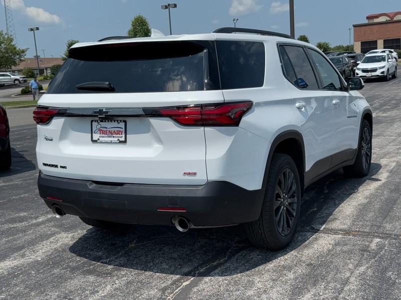 Chevrolet Traverse Vehicle Image 03